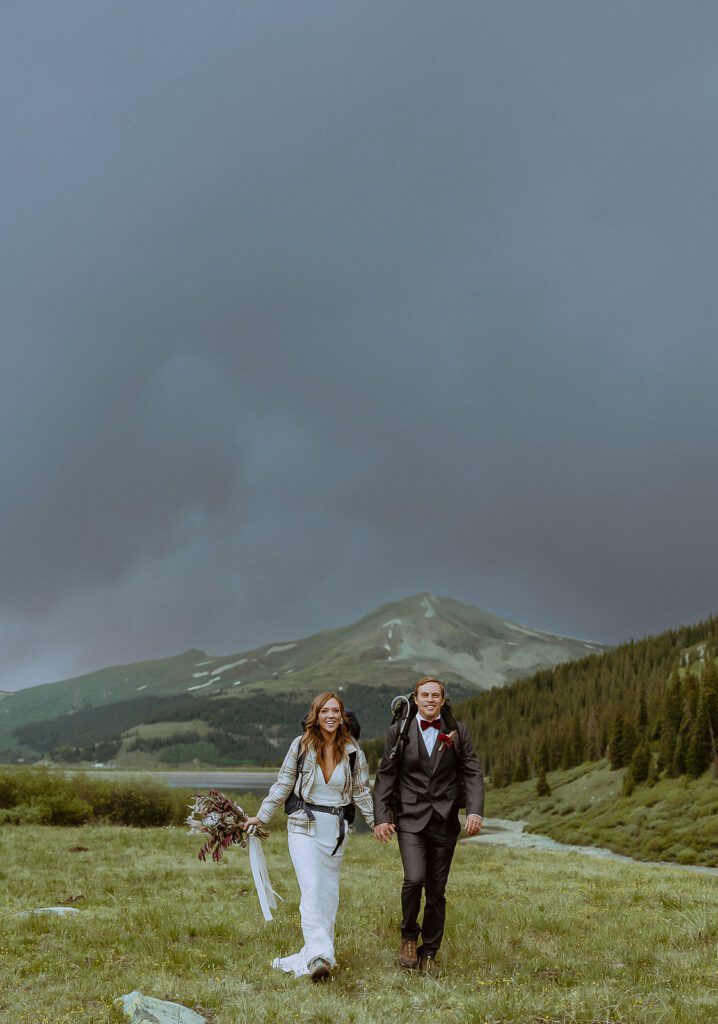 Colorado mountain lake wedding portraits